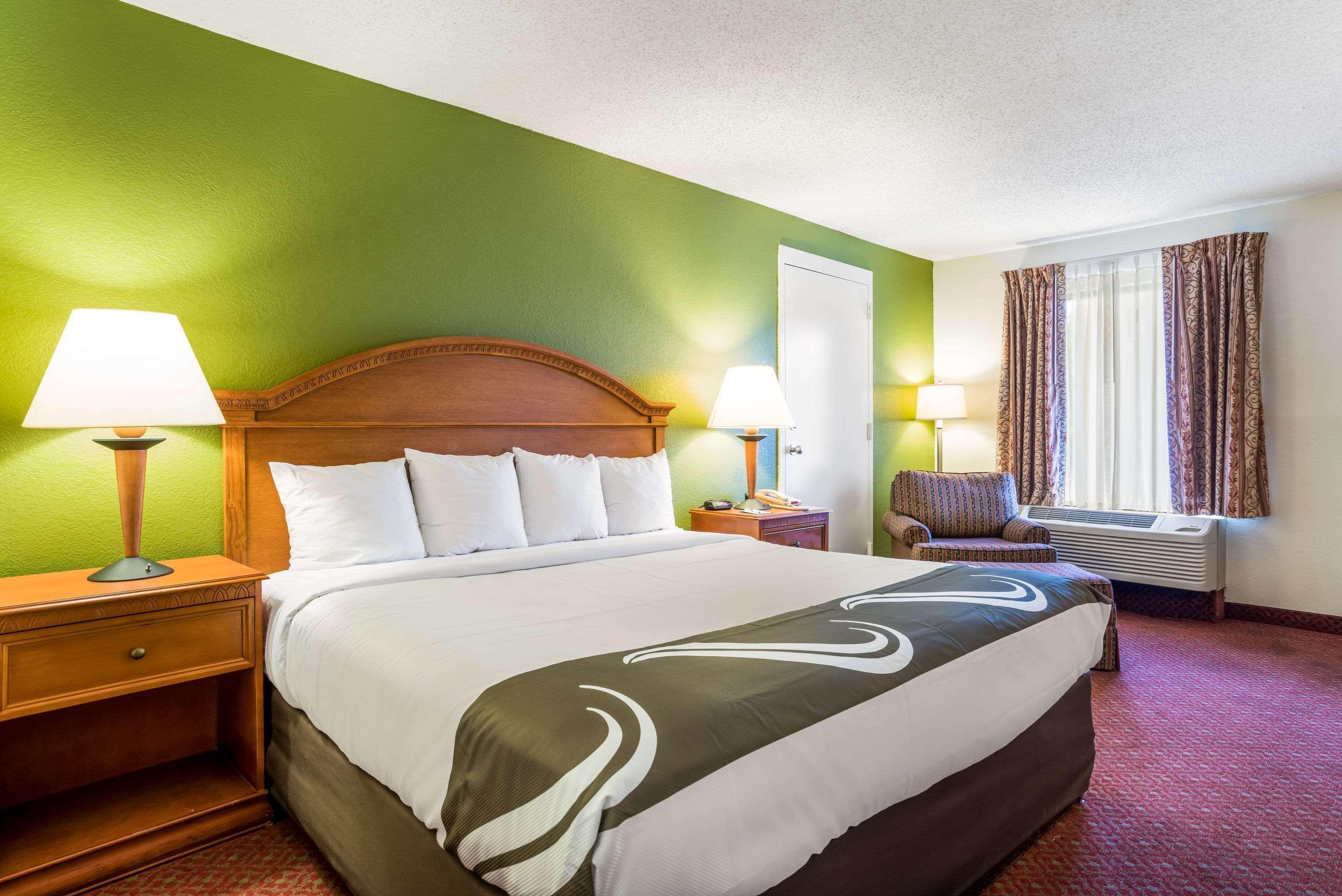 Quality Inn North Battleboro Buitenkant foto
