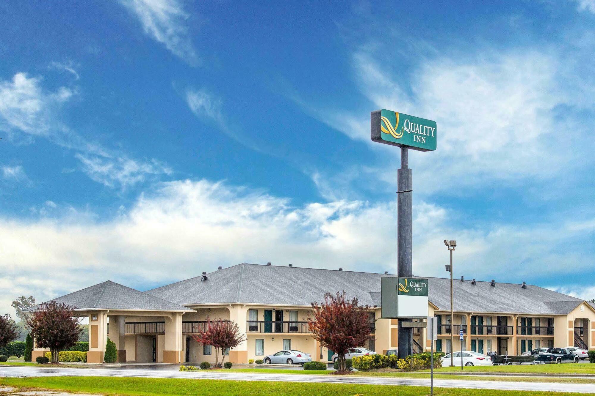 Quality Inn North Battleboro Buitenkant foto