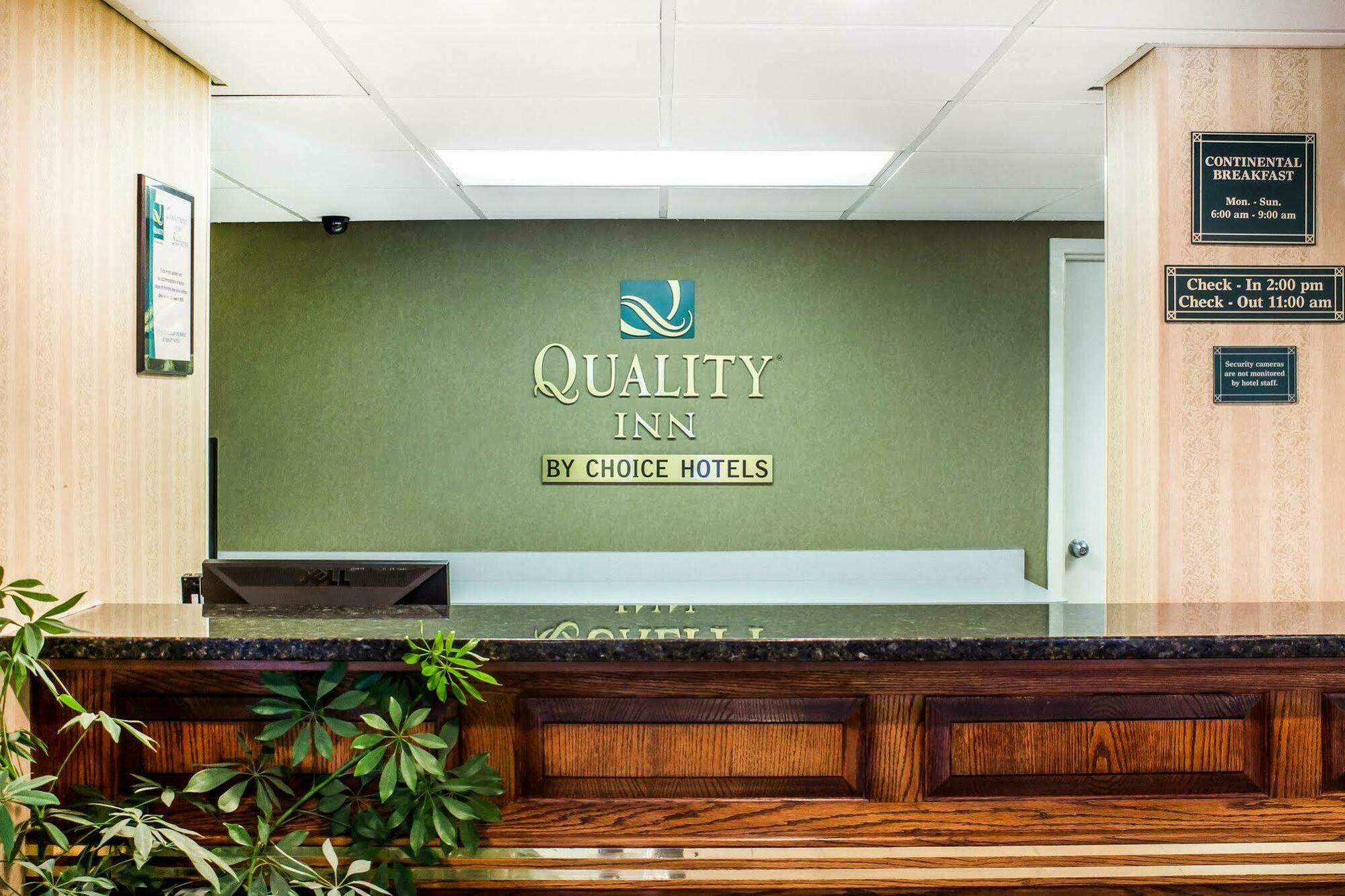 Quality Inn North Battleboro Buitenkant foto