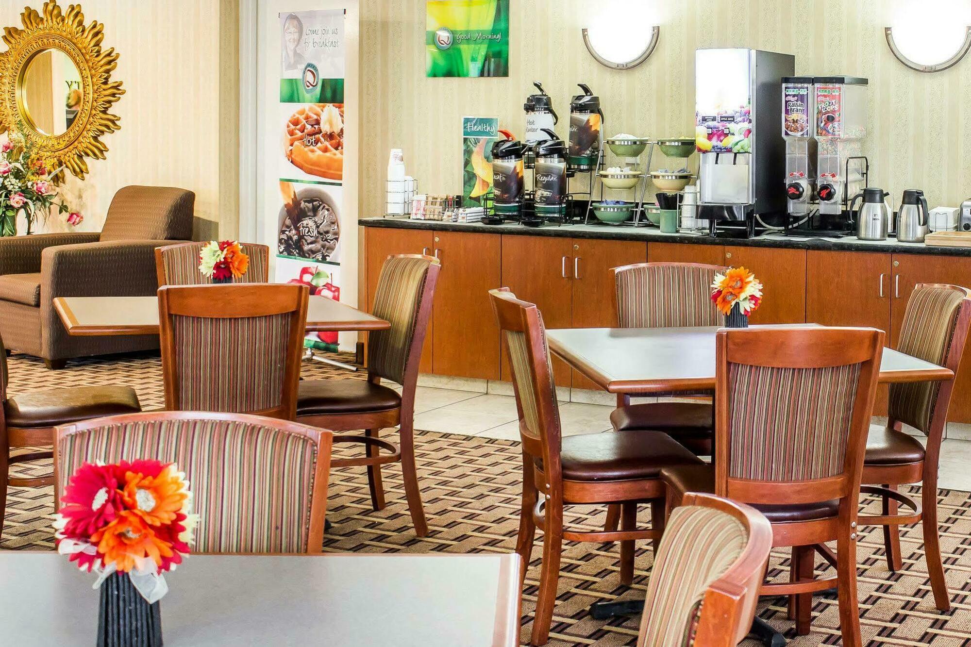 Quality Inn North Battleboro Buitenkant foto