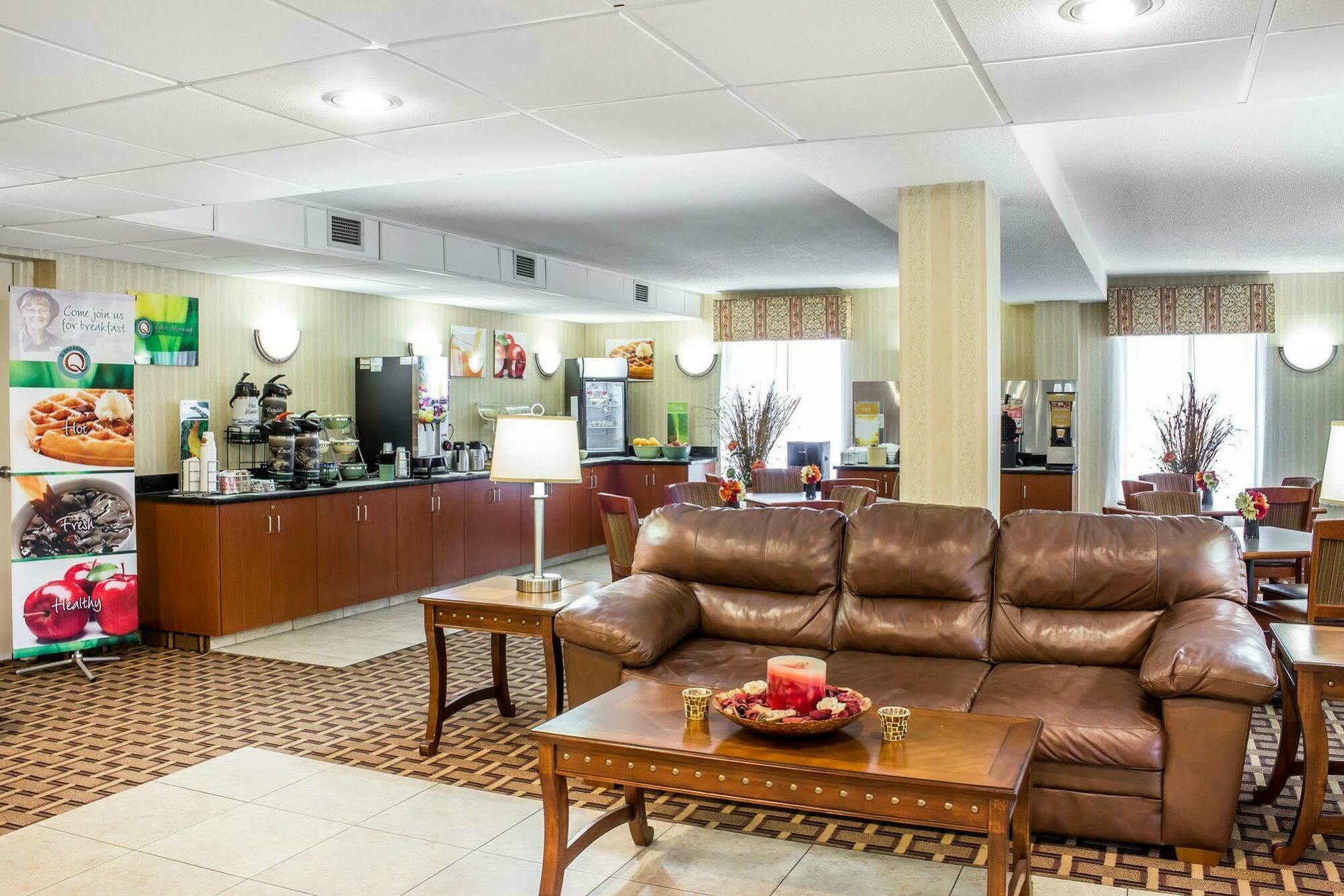 Quality Inn North Battleboro Buitenkant foto